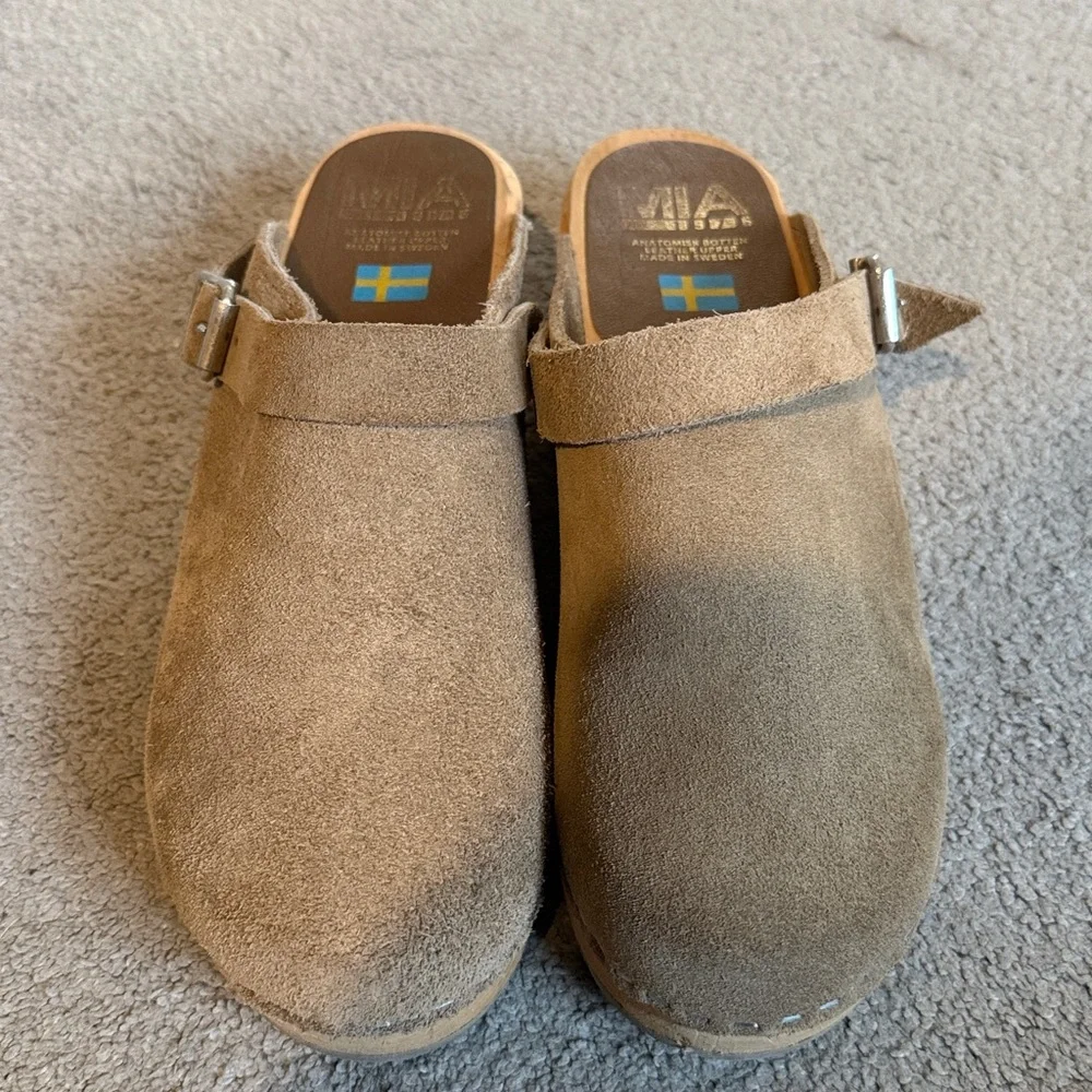 Alma Clogs - Picture 3 of 7